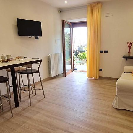 Rita Home B&B Сорренто Екстер'єр фото