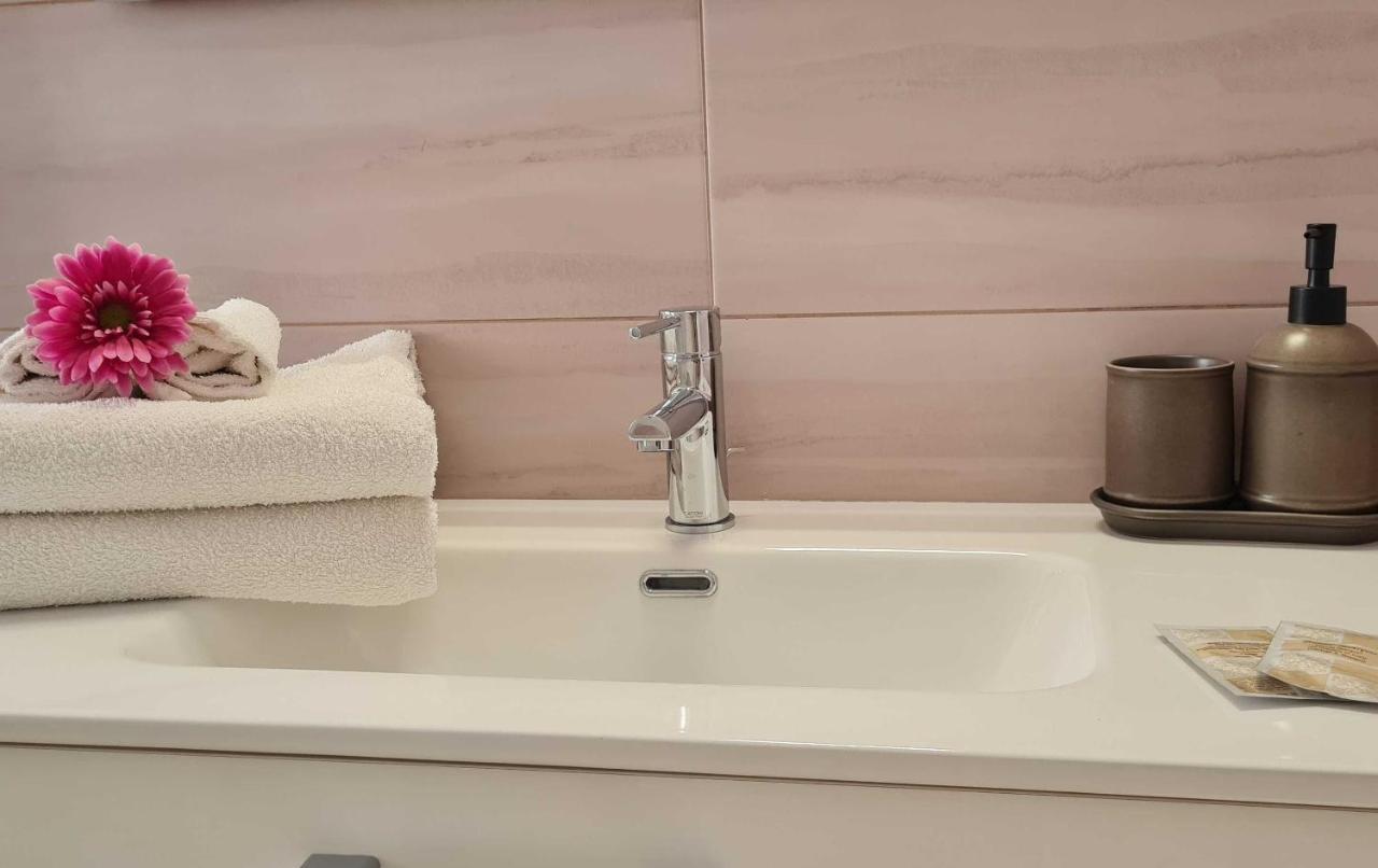 Rita Home B&B Сорренто Екстер'єр фото