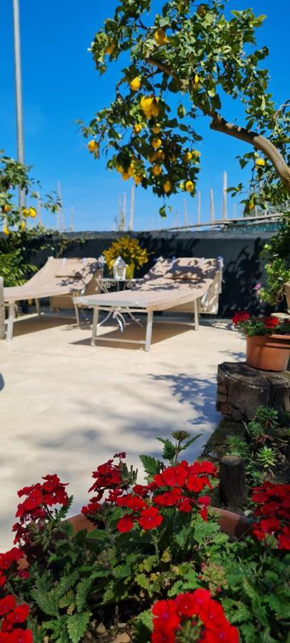 Rita Home B&B Сорренто Екстер'єр фото